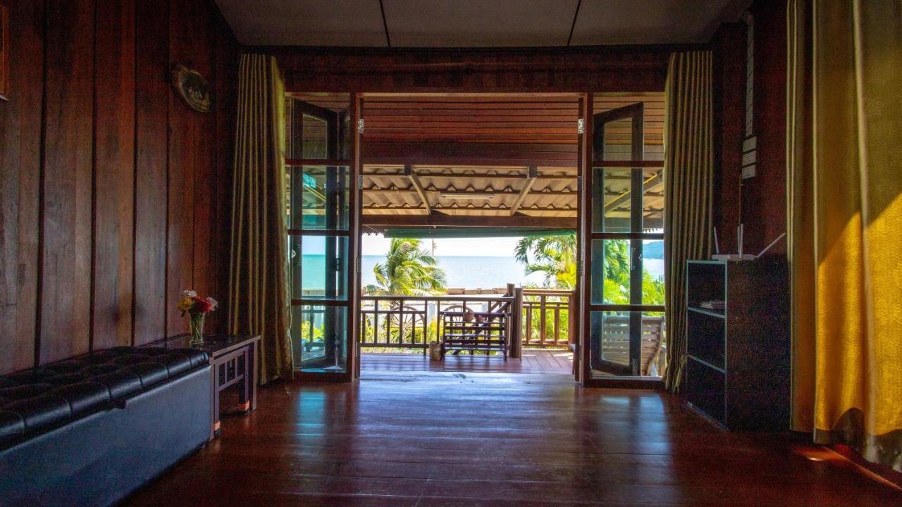 Seesea Thai Wooden House On Beachfront Prachuap Khiri Khan Bagian luar foto