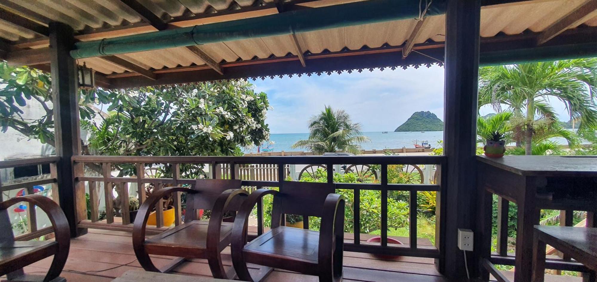 Seesea Thai Wooden House On Beachfront Prachuap Khiri Khan Bagian luar foto
