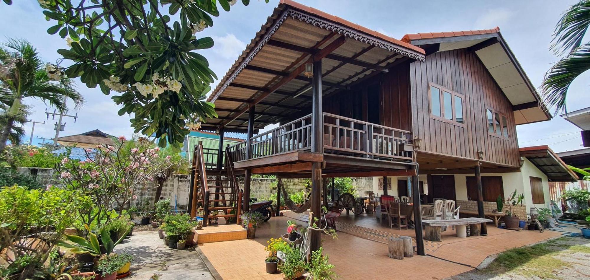 Seesea Thai Wooden House On Beachfront Prachuap Khiri Khan Bagian luar foto